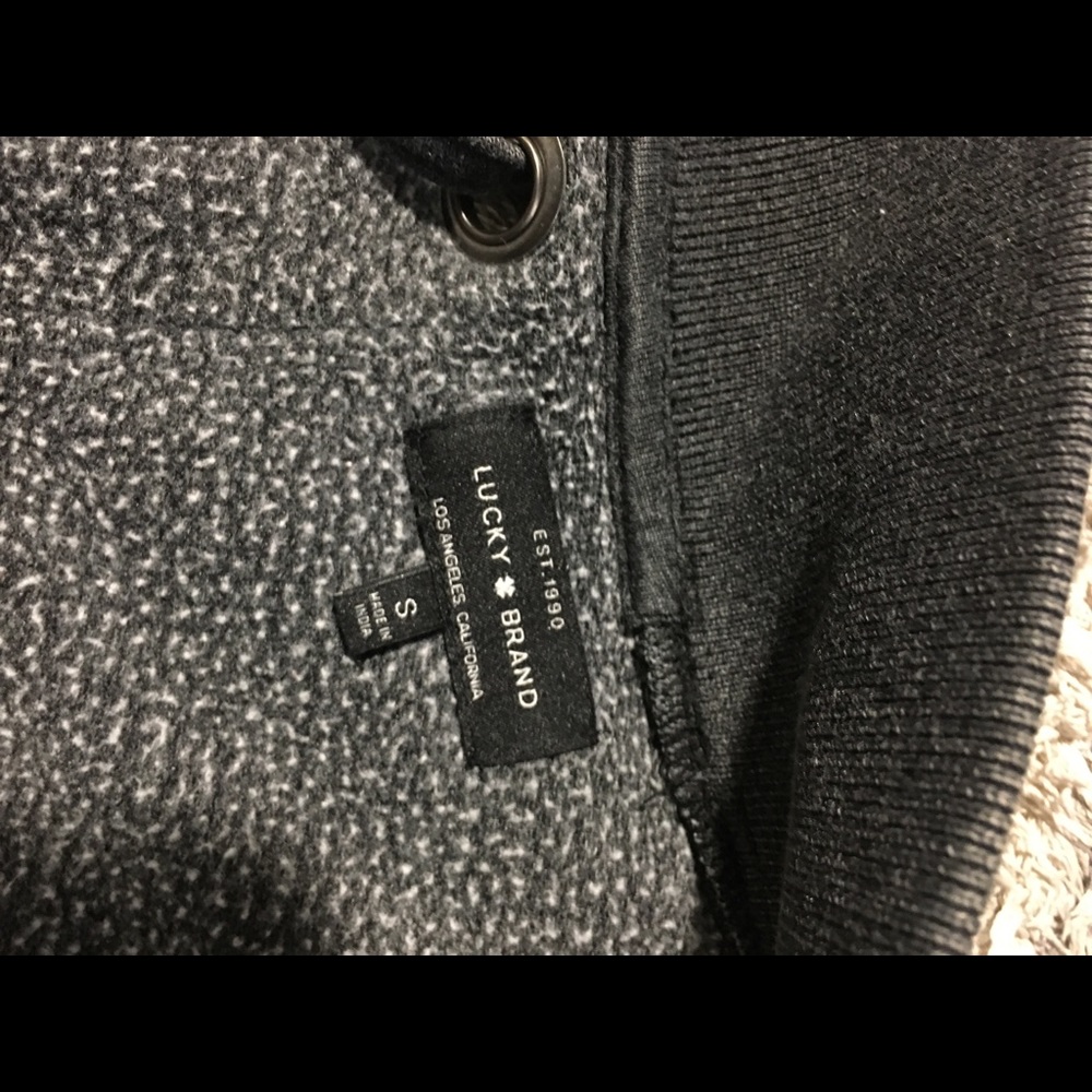 Open back sweater - Picture 3 of 3